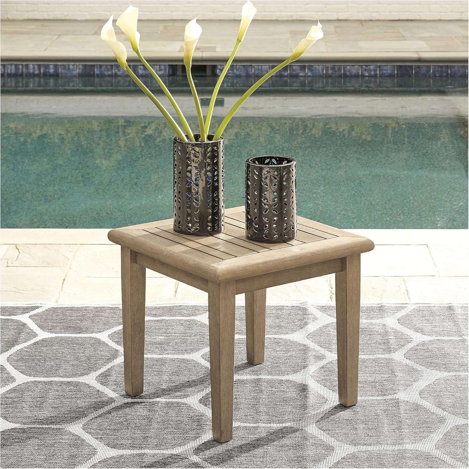 Ashley Gerianne Outdoor Square End Table review